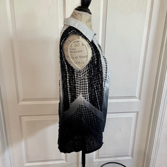 Hombre, Plaid, Sleeveless, button up! 🖤💙 - Picture 4 of 7